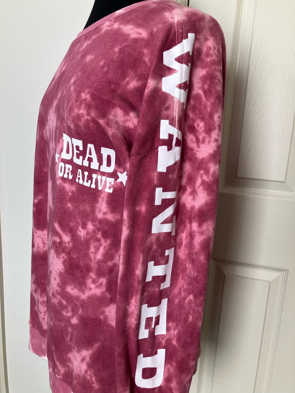 NWT Wildfox “Dead or Alive Roadtrip Oversized Sweatshirt Tie-dye Magenta Sz S, M
